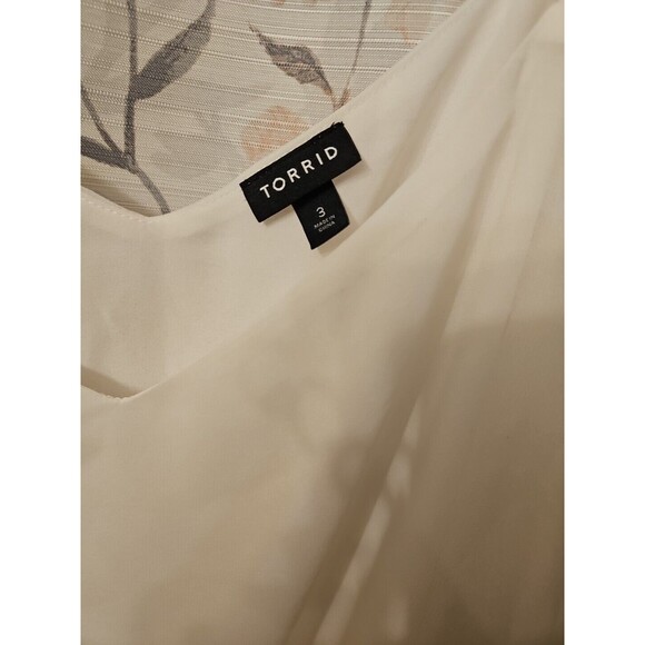 Torrid Womens Spaghetti Strap Flowy Layered Chiffon Top Sz 3X NWOT - Picture 2 of 7